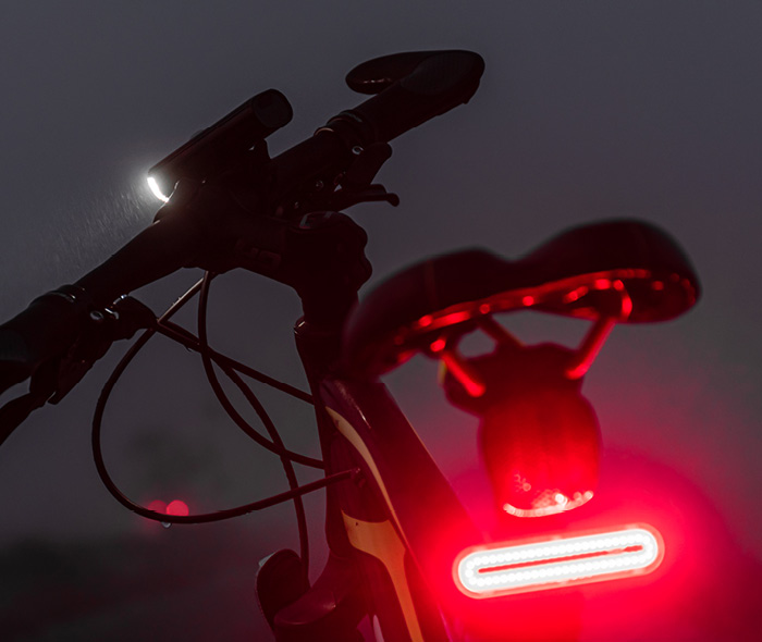 Fahrradzubehör stockbild. Bild von handschuhe, ausrüstung - 269527927